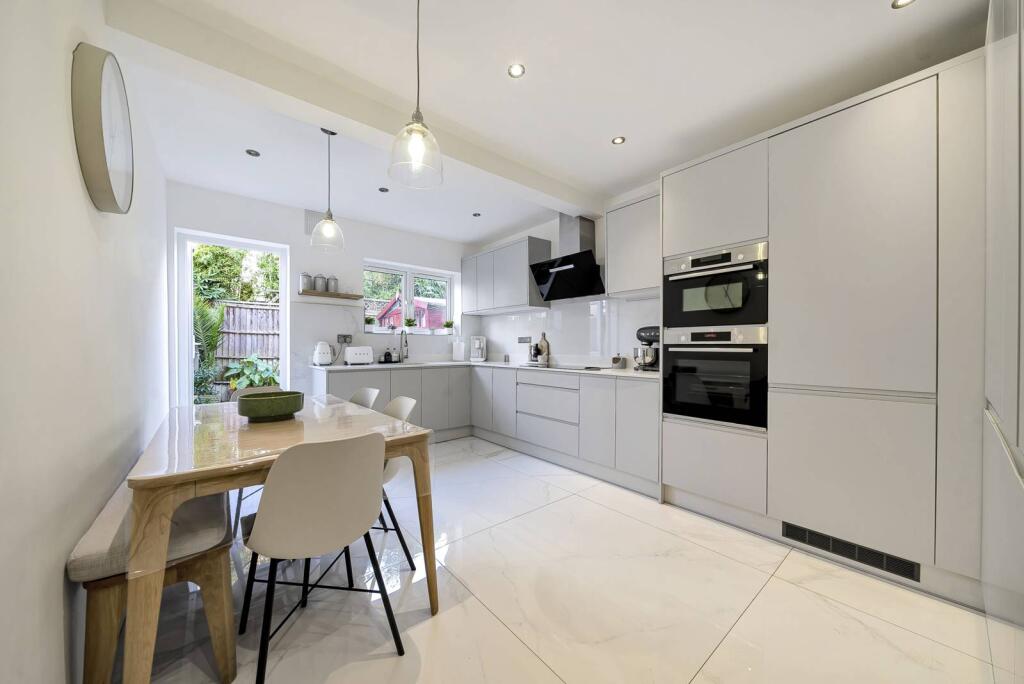 Rowallan Road, SW66 AG