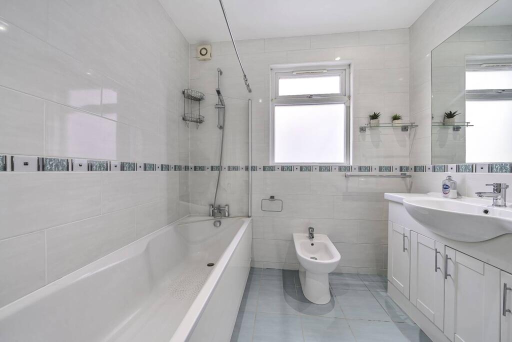 Rowallan Road, SW66 AG