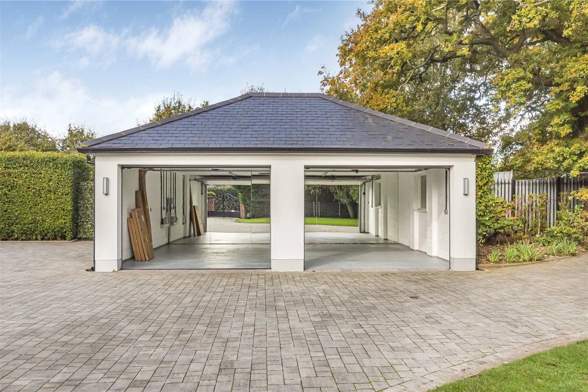Windmill Lodge, EN5 3HX