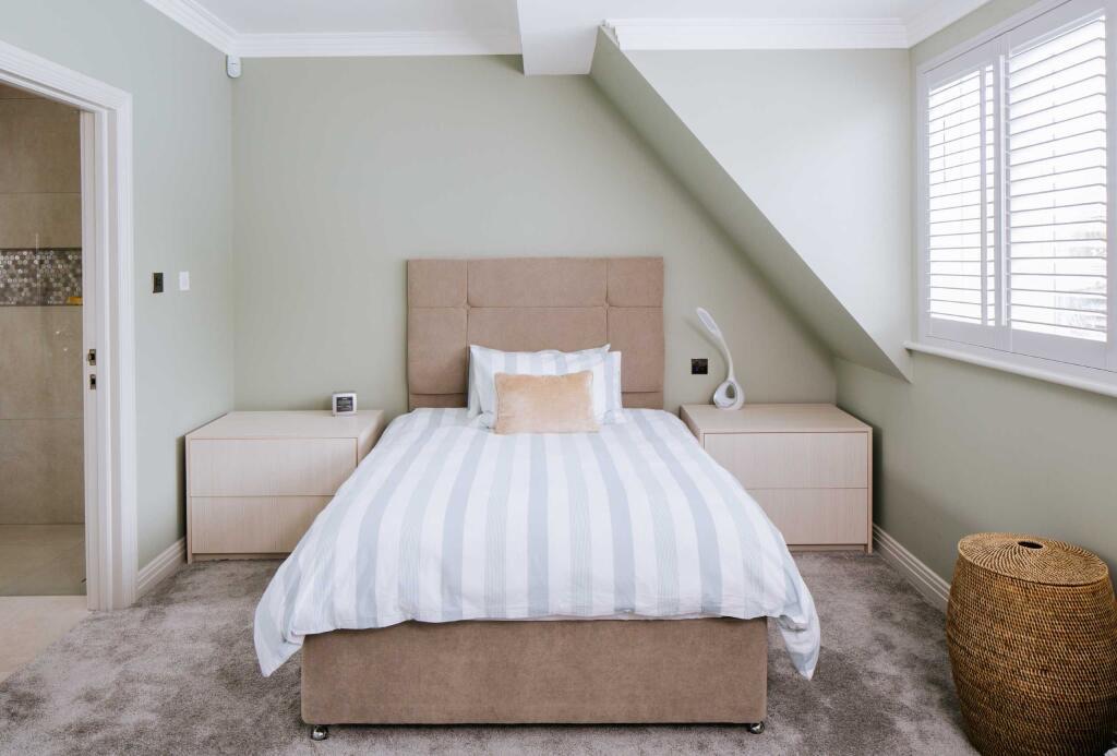 Windmill Lodge, EN5 3HX