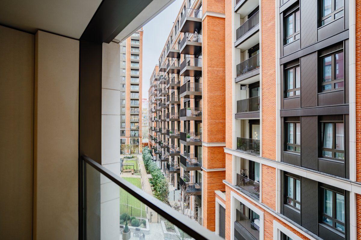 Newcastle Pl, W2 1BW