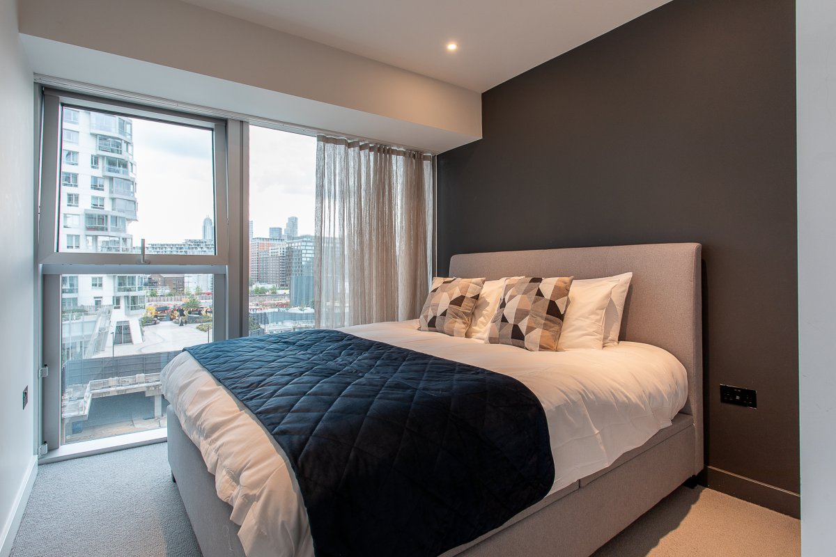 Battersea, SW11 8DA